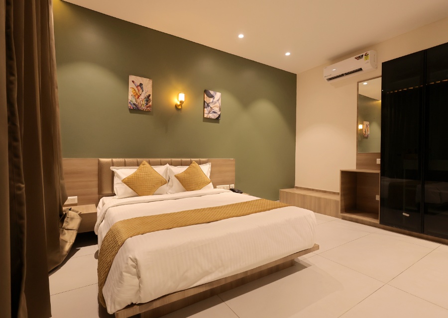Deluxe Room Comfort
