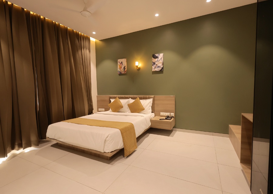 Deluxe Room Comfort