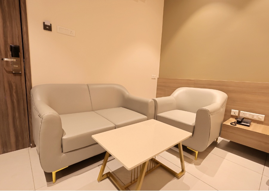 Queen Room Setup
